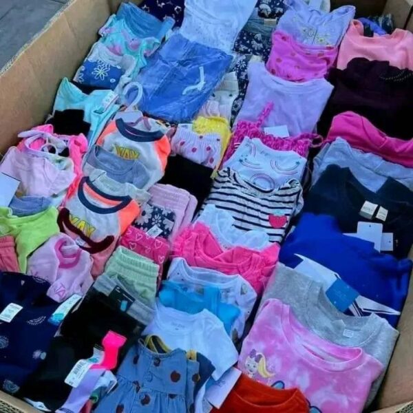 Mixed kids clothes pallets