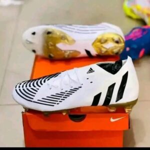 Mixed original Soccer boots pallets